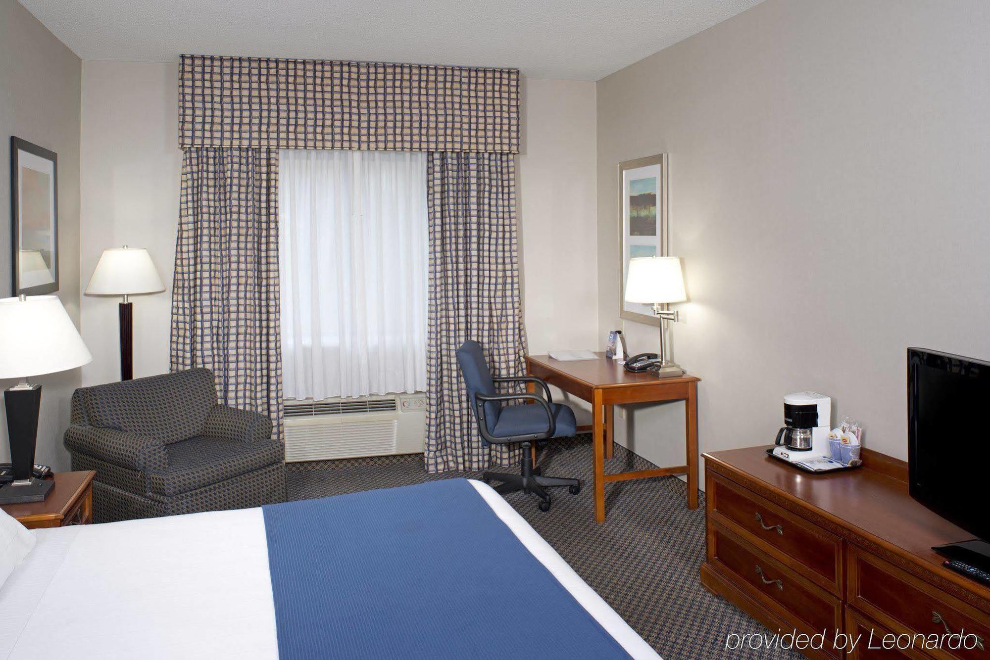 Holiday Inn Express & Suites East Greenbush Albany-Skyline An Ihg Hotel Rensselaer Szoba fotó